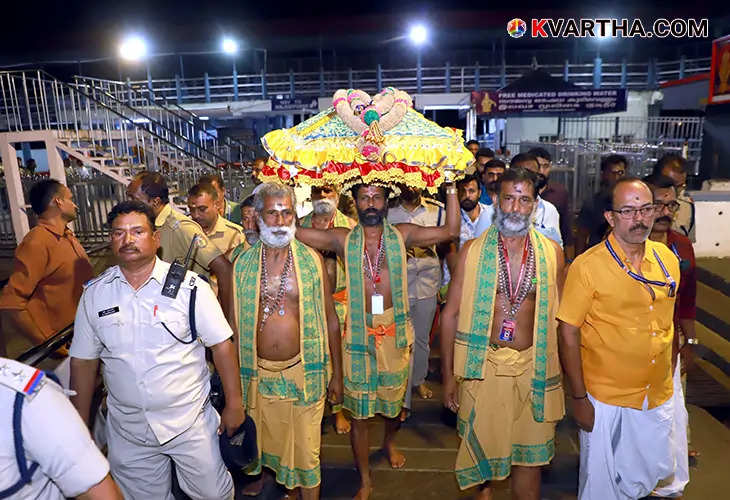 Makaravilakku festival at Sabarimala temple with devotees.