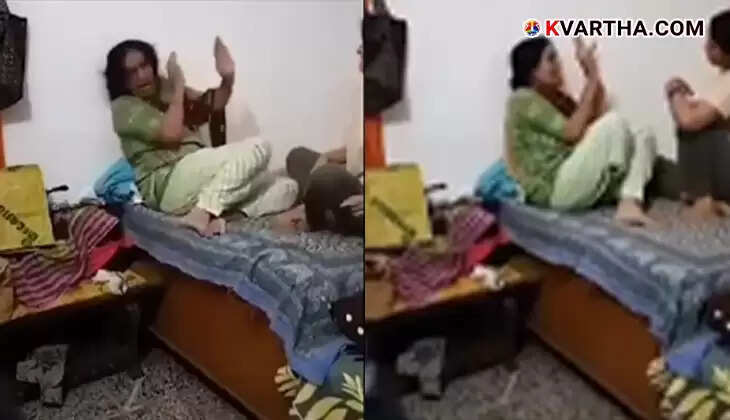 Daughter assaulting her mother in Haryana.