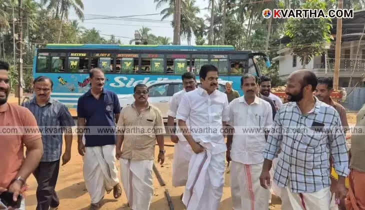  KC Venugopal during his visit to Neeliar Bhagavati Temple.