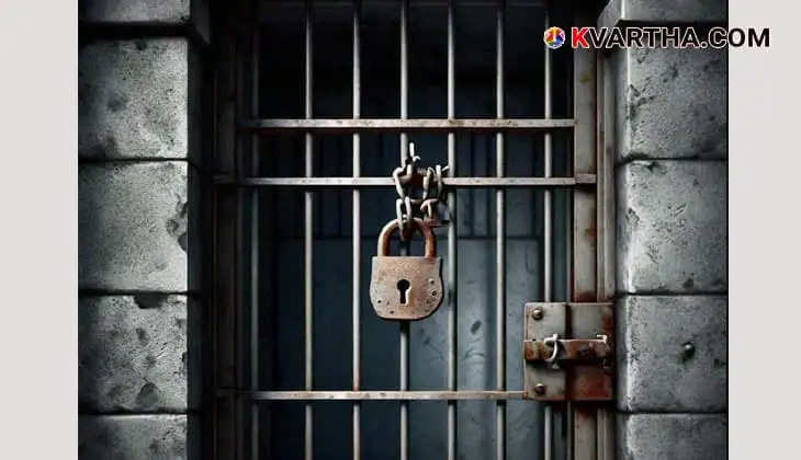 Image representing teacher arrested for online fraud in Kochi