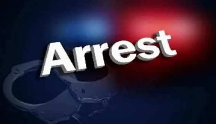 Man arrested for flashing at Medical Student in KSRTC bus, Kozhikode, News, Arrested, Flashing, Medical Student, Complaint, KSRTC Bus, Kerala News