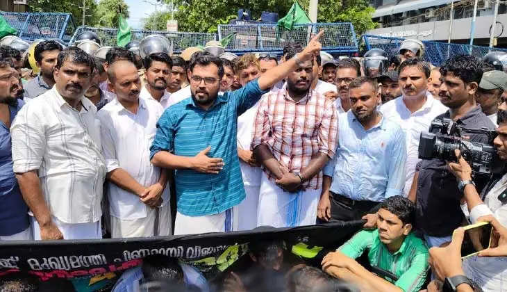 Youth League Accuses Kerala CM of Favoring RSS