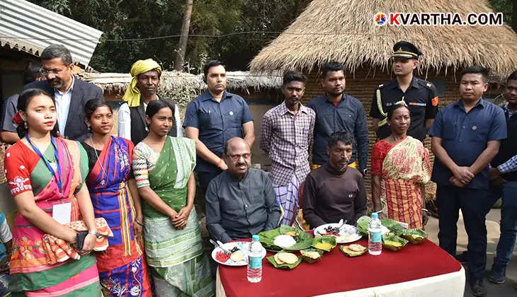 Anandabos have lunch with tribal families